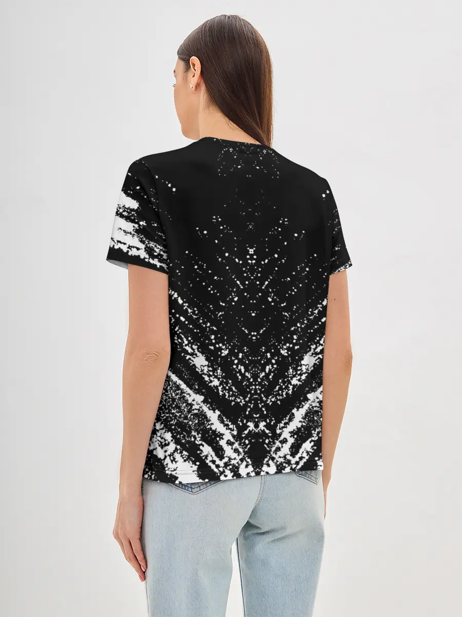 Женская базовая футболка / БЕРСЕРК ГАТС брызги краски