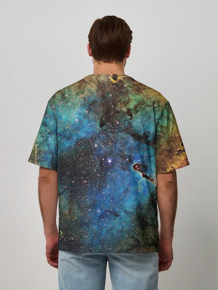 Мужская футболка оверсайз / Туманный космос