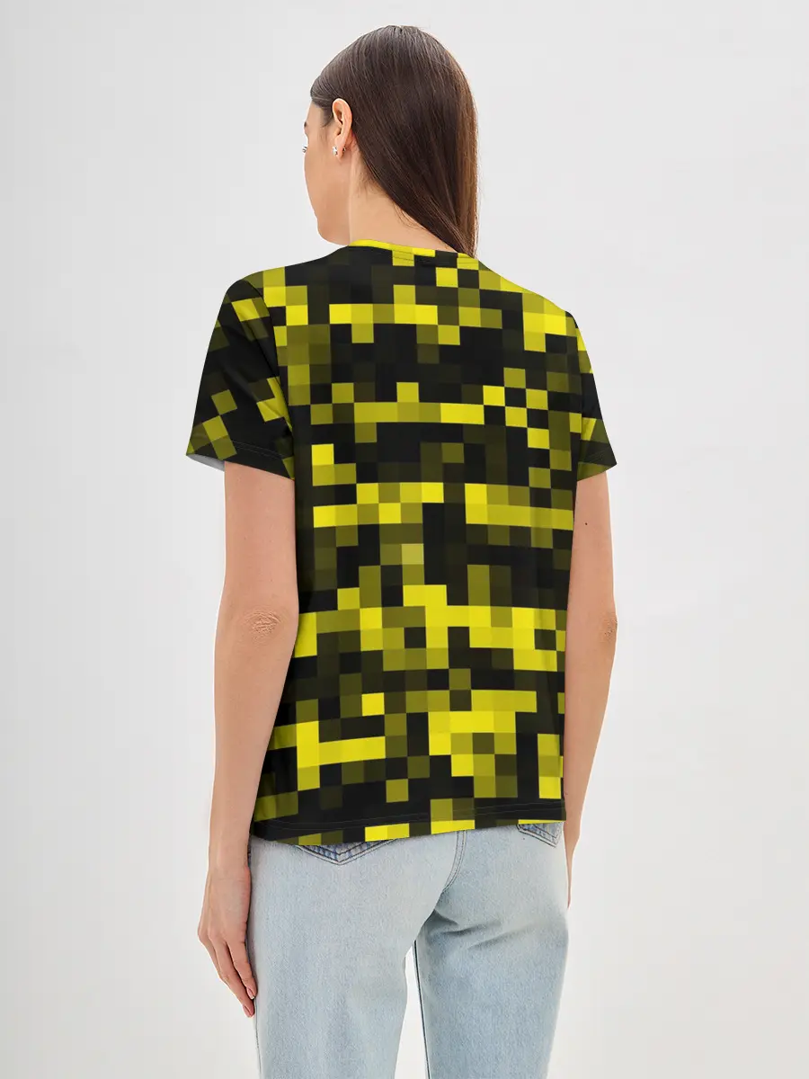 Женская базовая футболка / Cyberpunk 2077