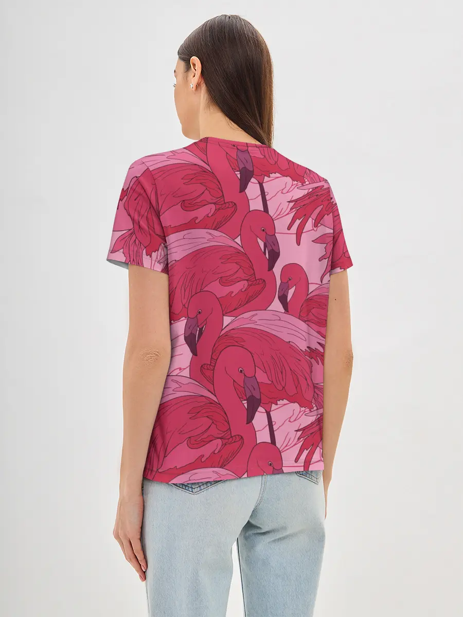 Женская базовая футболка / розовые фламинго