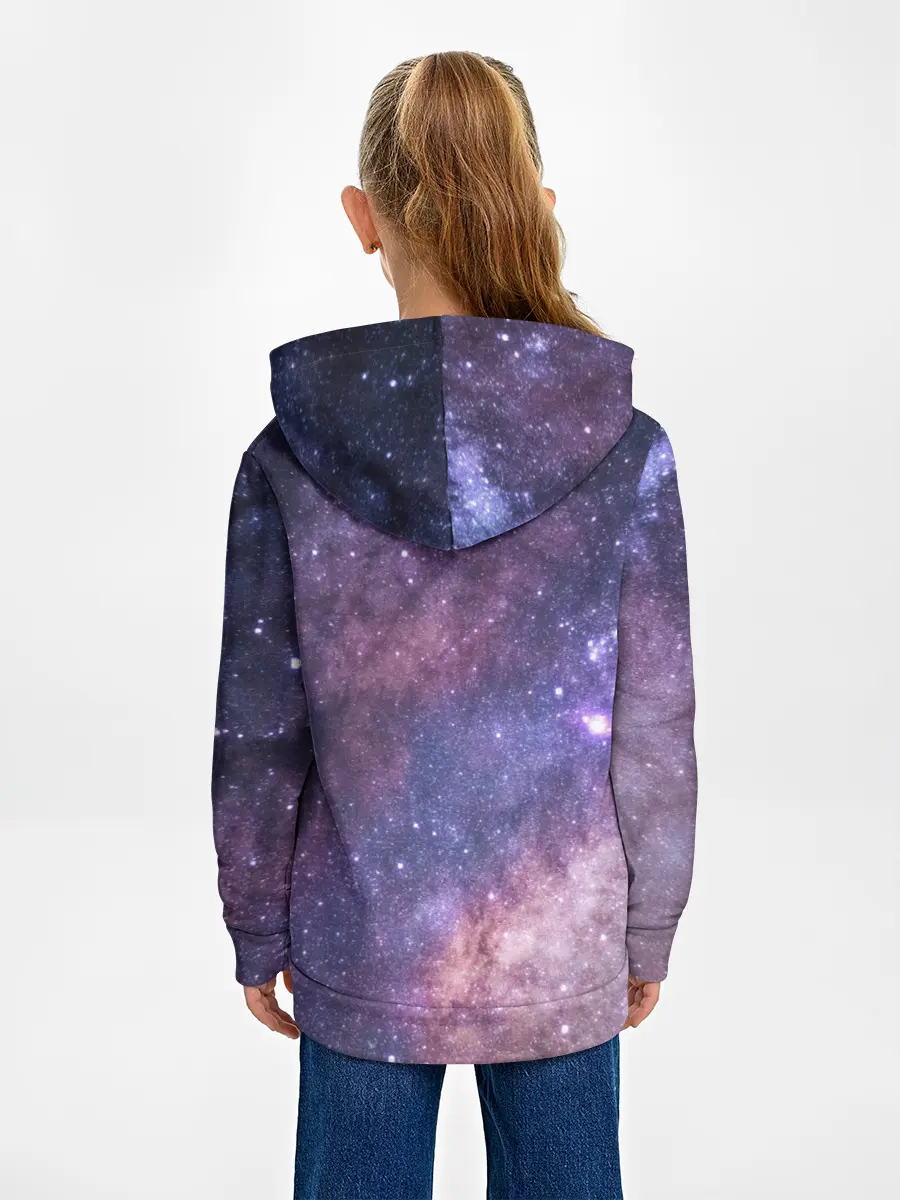 Детское худи / идущий к реке