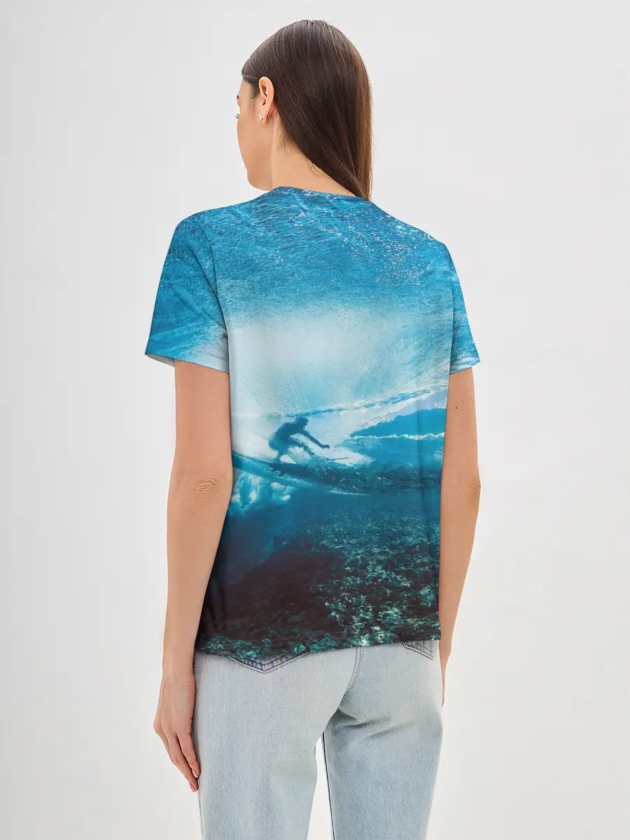 Женская базовая футболка / Под водой