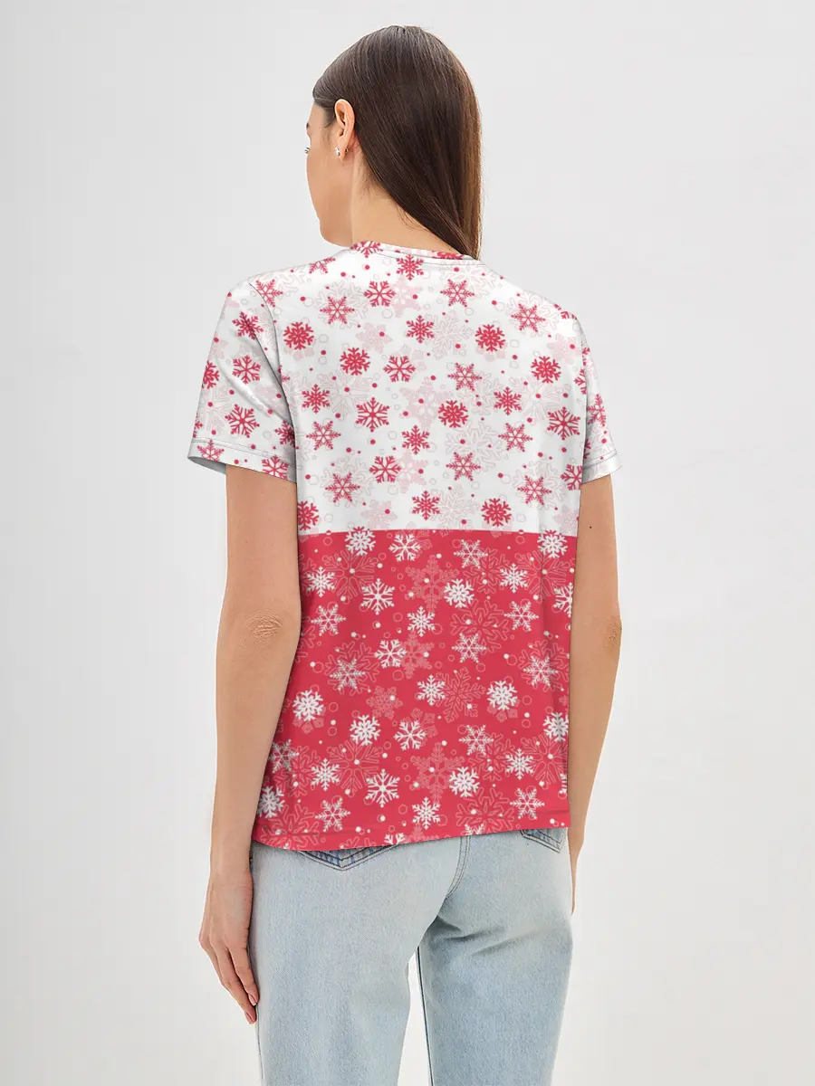 Женская базовая футболка / Снежинки