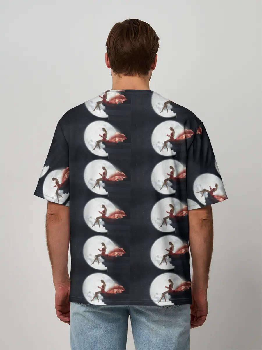 Мужская футболка оверсайз / Лунная девушка