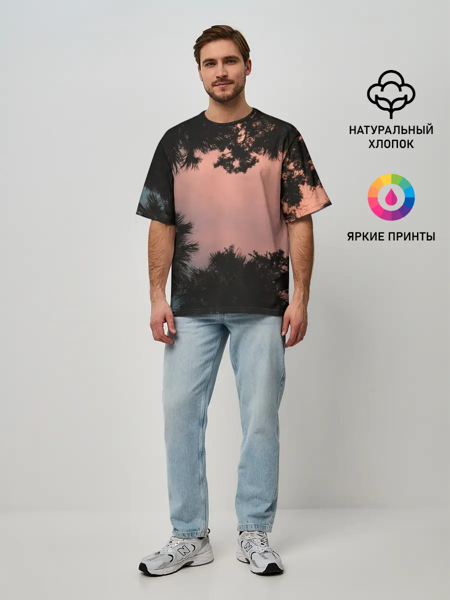 Мужская футболка оверсайз / Пальмы вид снизу закат