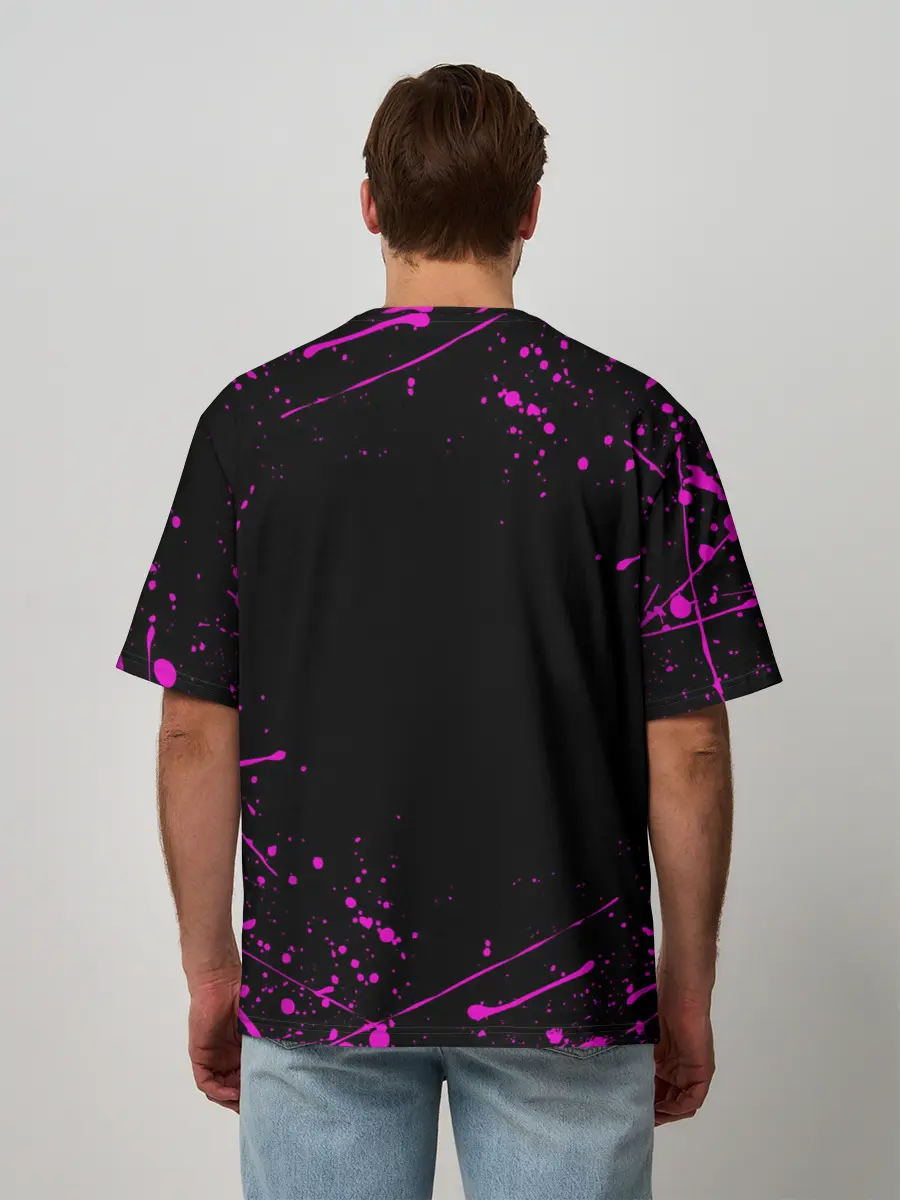 Мужская футболка оверсайз / Дзётаро указывает фиолетовые брызги