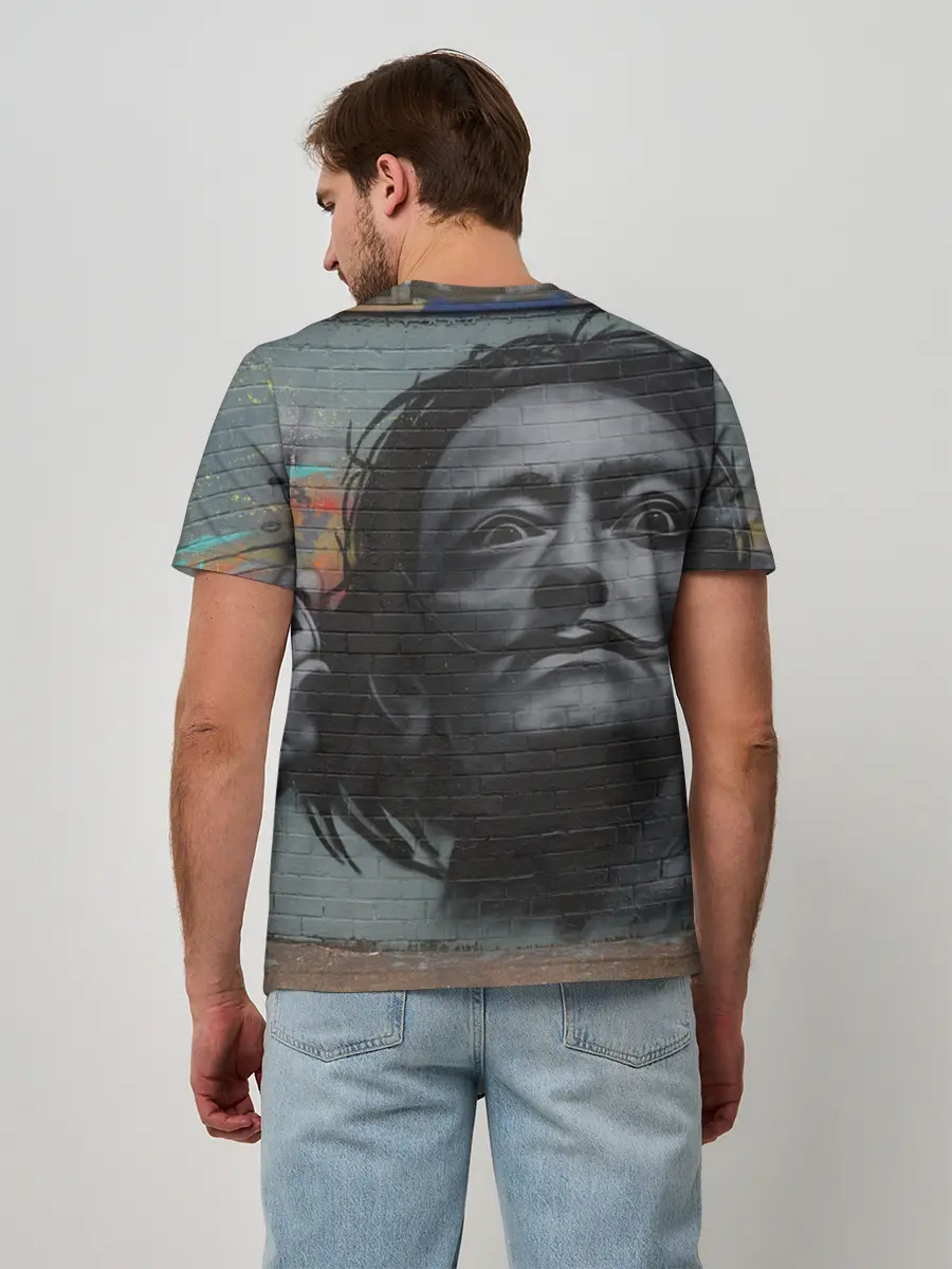 Мужская базовая футболка / Сальвадор Дали