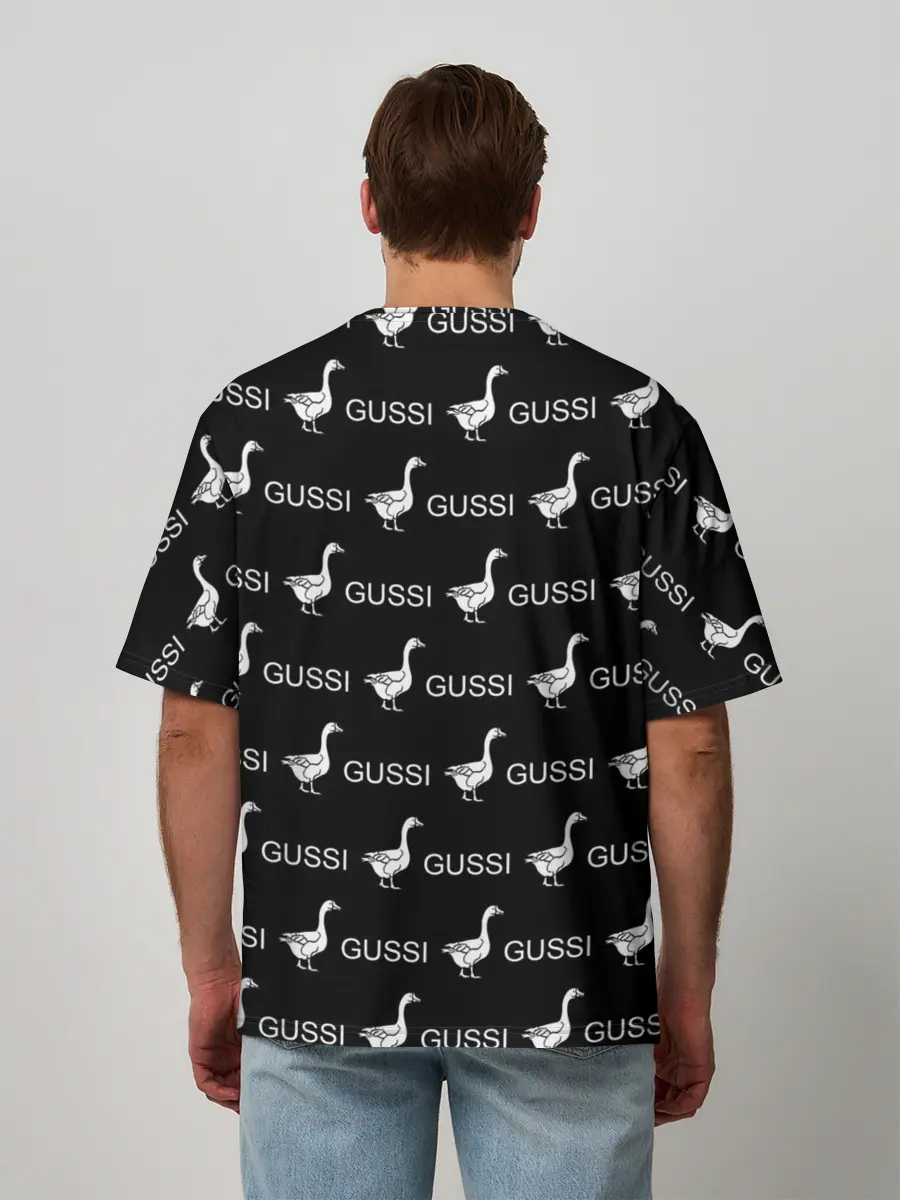 Мужская футболка оверсайз / GUSSI