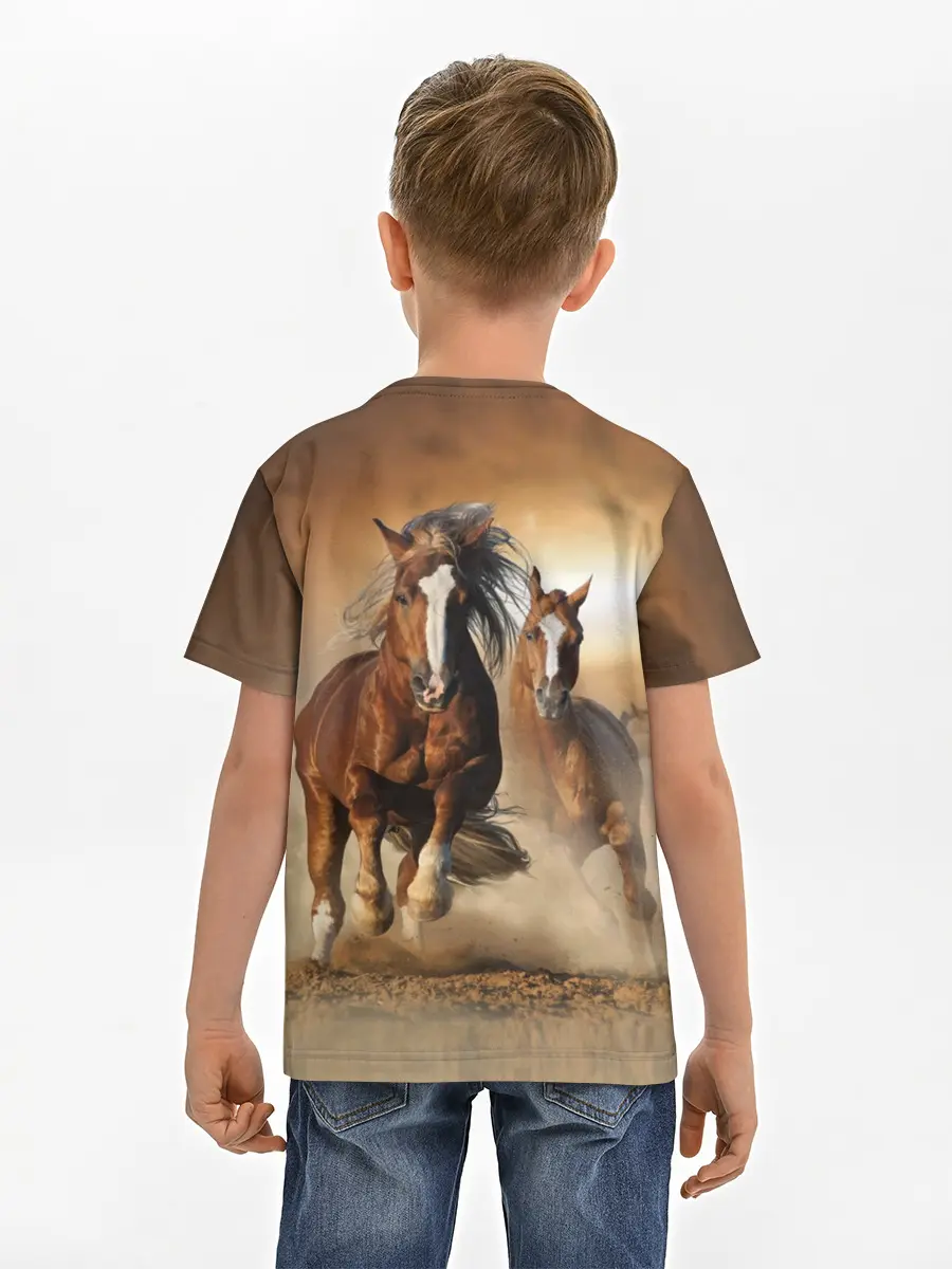 Детская базовая футболка / Бегущие лошади