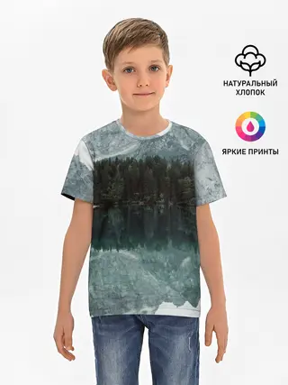 Детская базовая футболка / отражение горы в озере