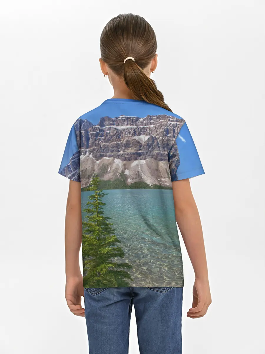 Детская базовая футболка / Горное озеро
