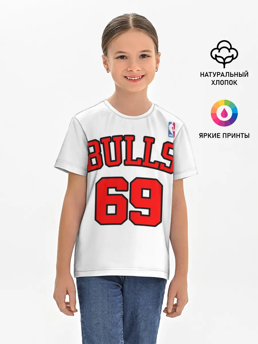 Детская базовая футболка / Баскетболисты из клипа OLALA