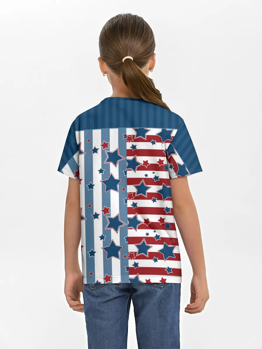 Детская базовая футболка / Голубые звезды на полосатом