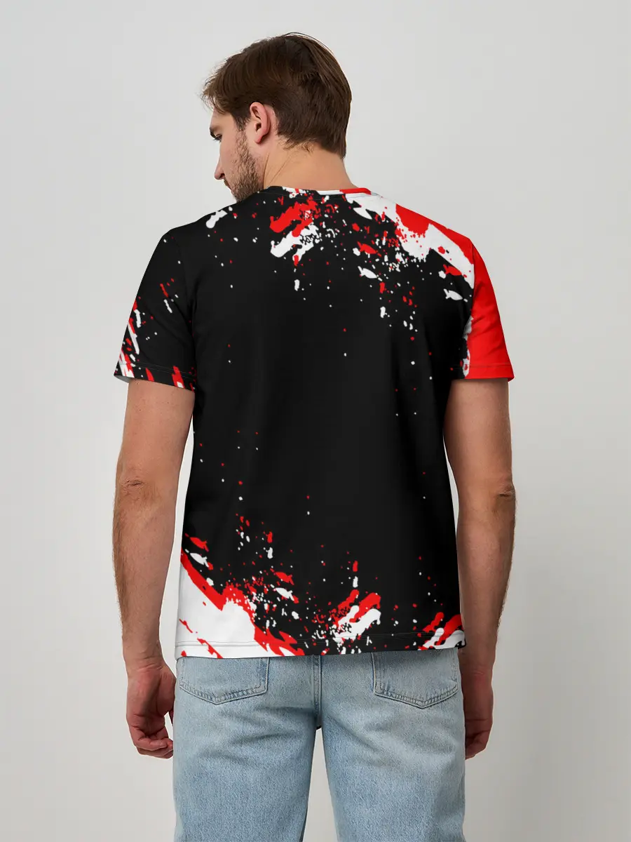 Мужская базовая футболка / Черный Клевер с ярким красным куском