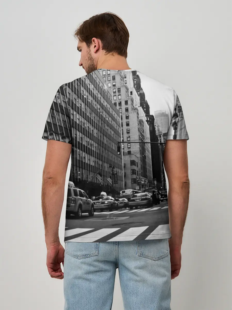 Мужская базовая футболка / Among Us по улицам Нью-Йорка