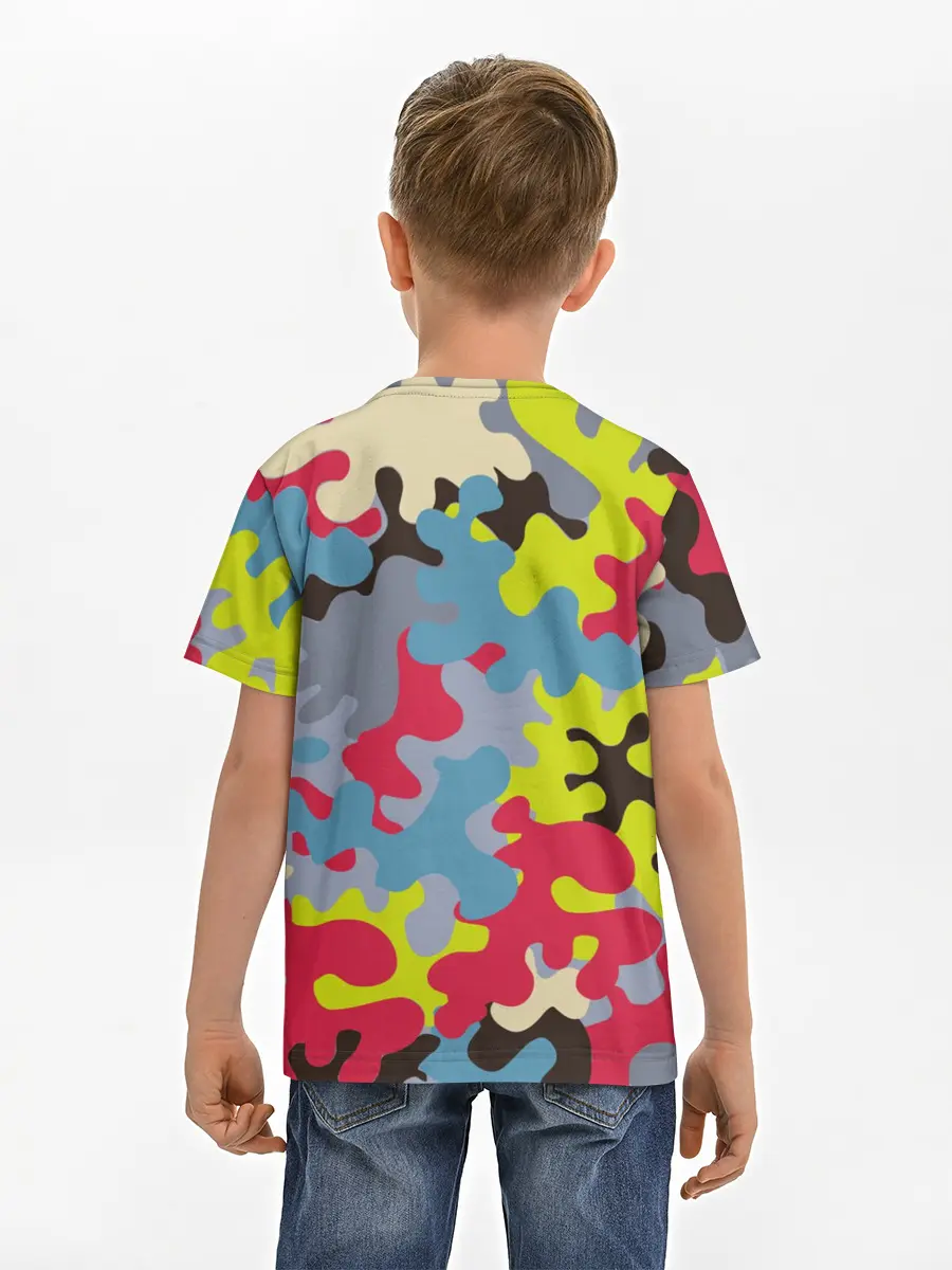 Детская базовая футболка / Цветные облака