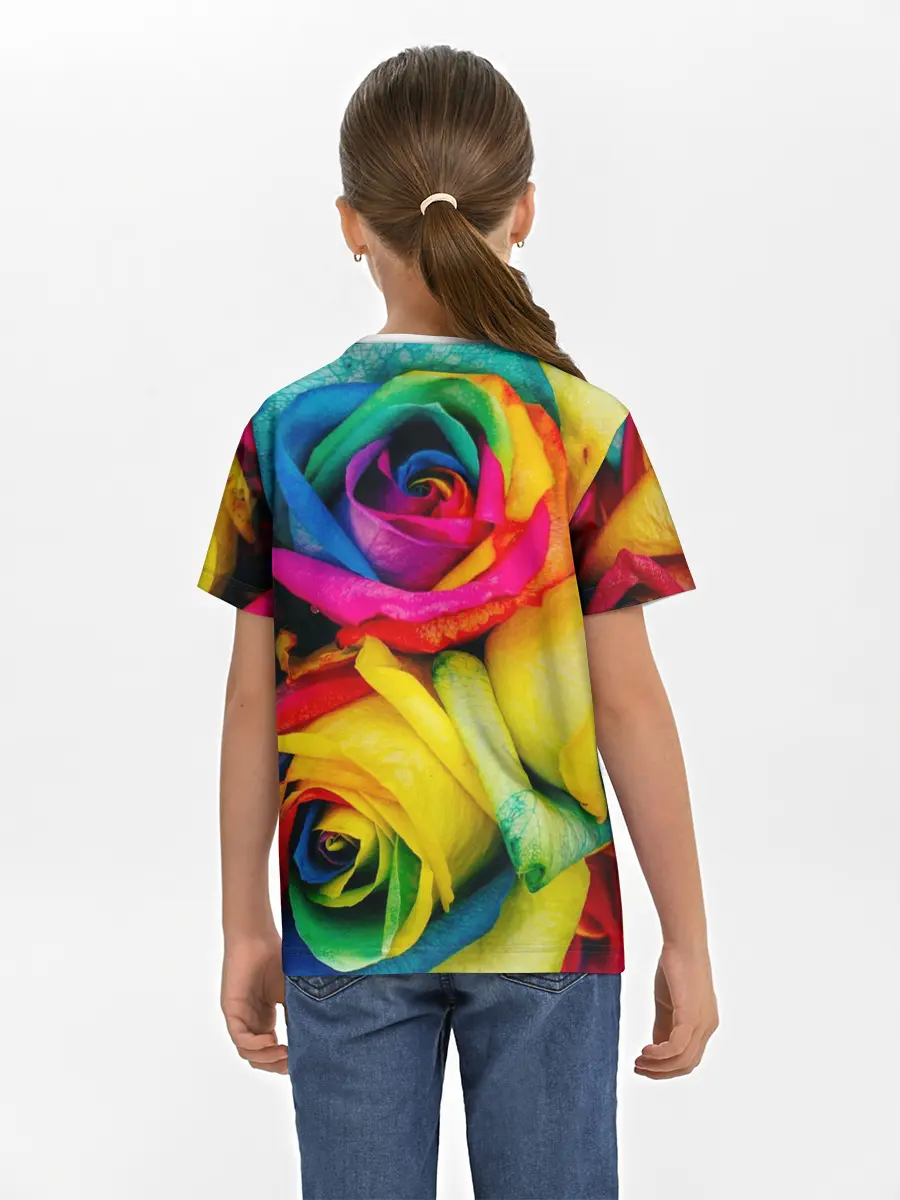 Детская базовая футболка / Разноцветные розы