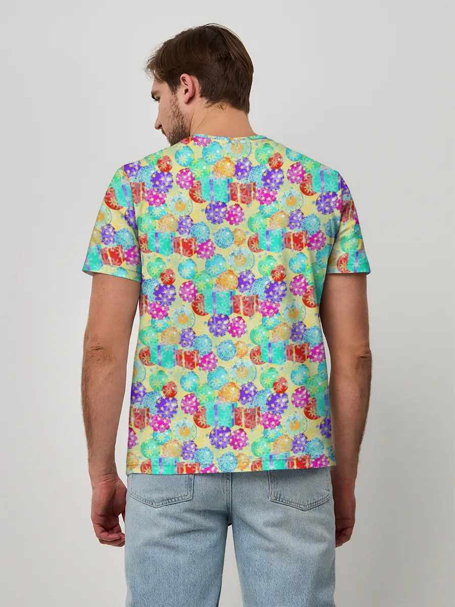 Мужская базовая футболка / Новогодние Игрушки и Подарки