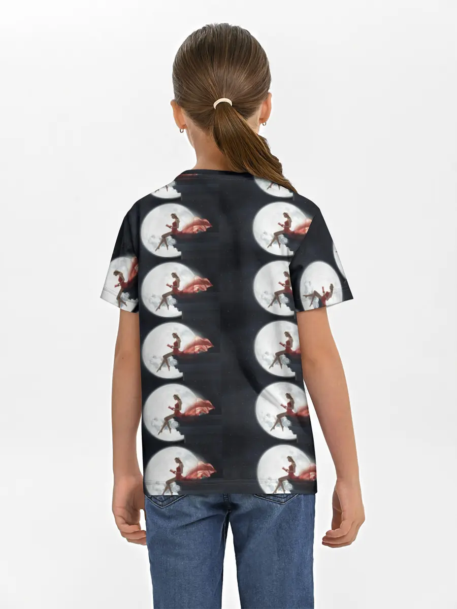 Детская базовая футболка / Лунная девушка