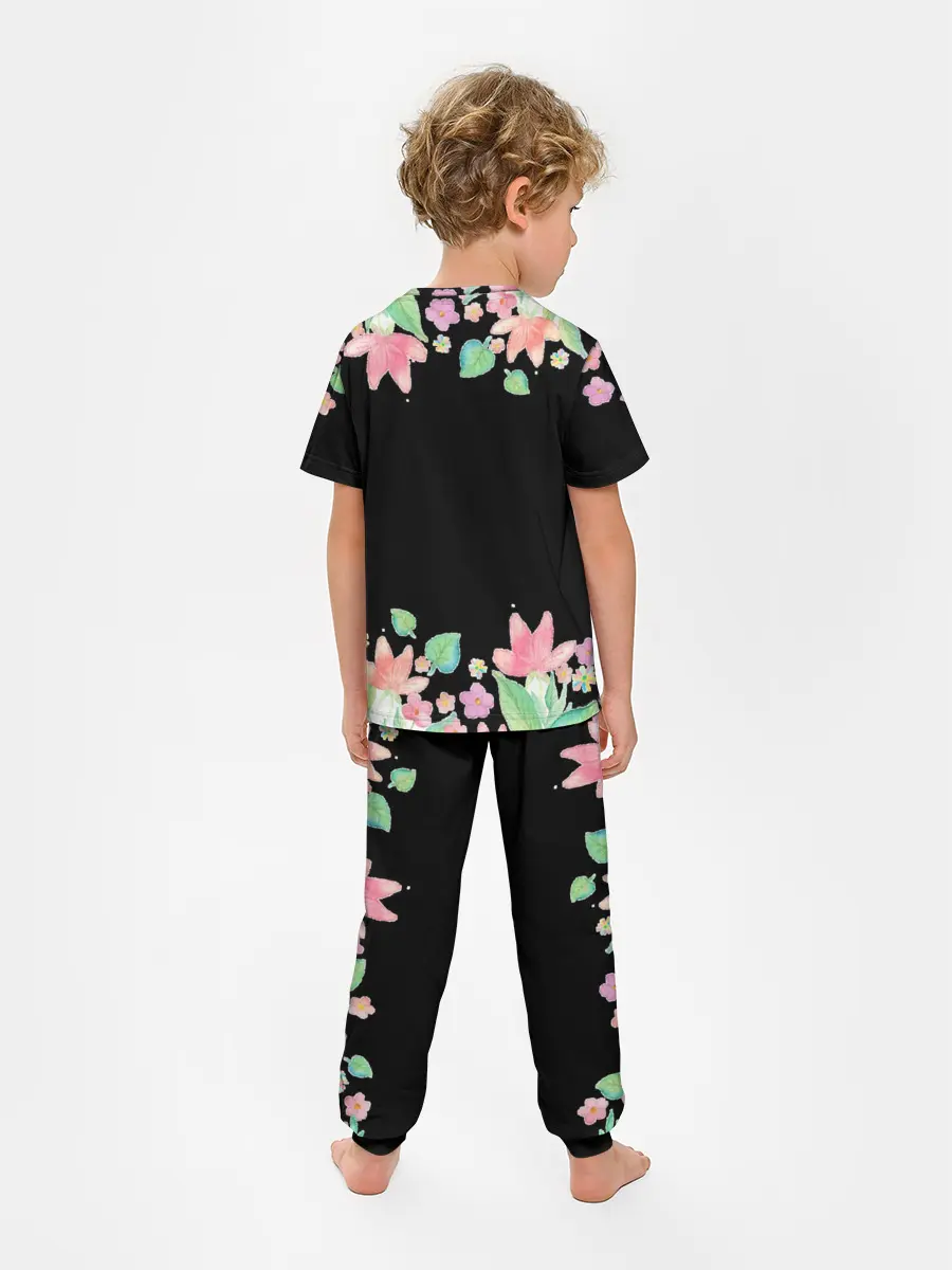 Детская пижама с брюками / Рамка из розовых и зеленых листьев