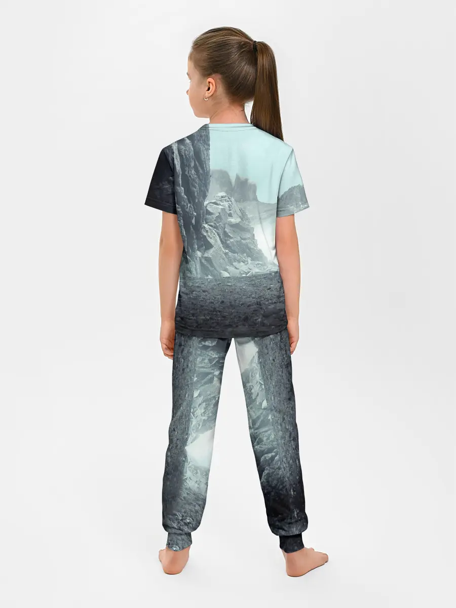 Детская пижама с брюками / Волк в горах