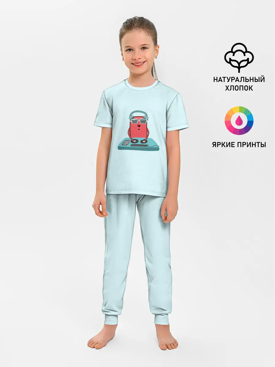 Детская пижама с брюками / Воспроизведение