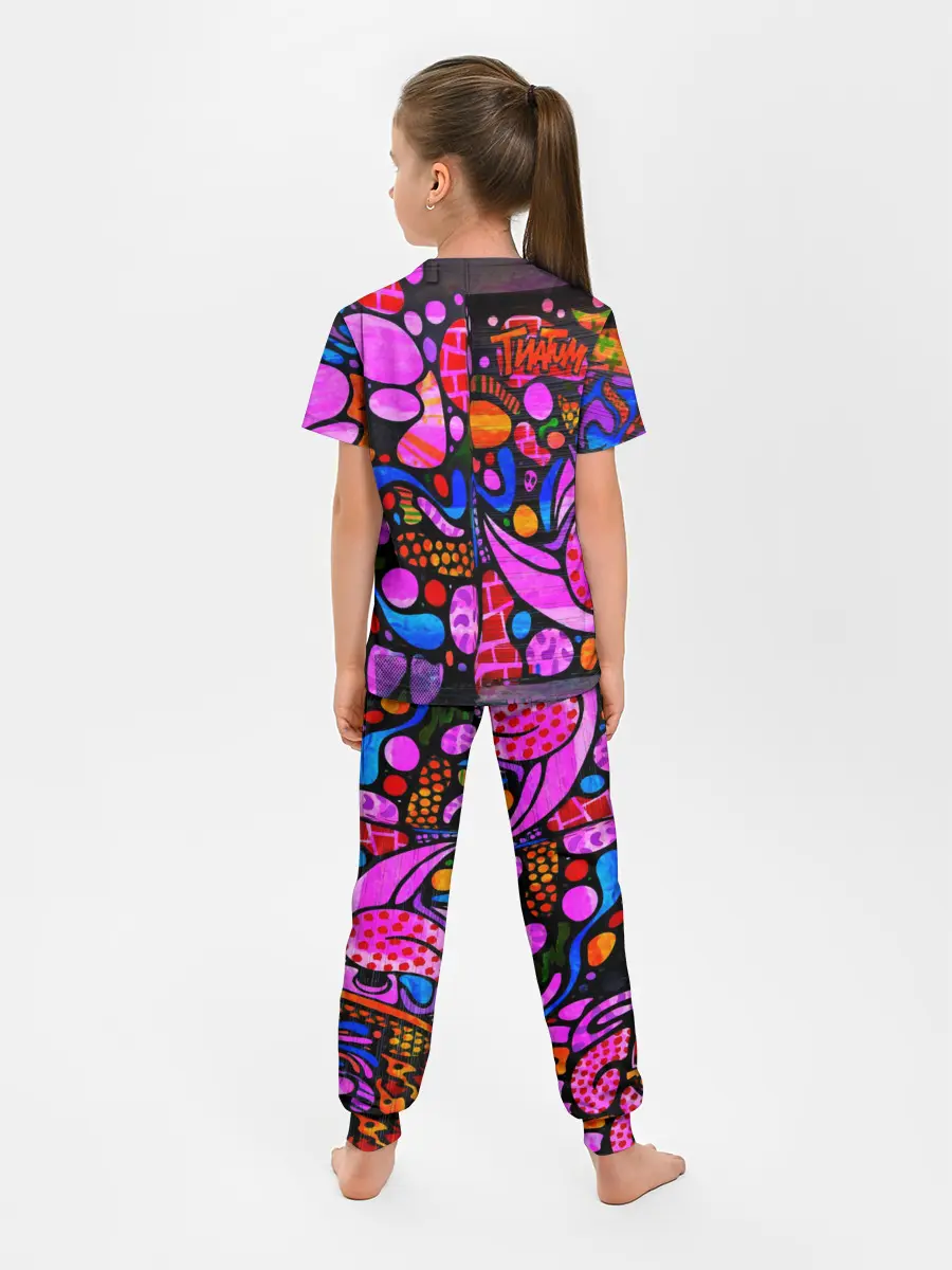 Детская пижама с брюками / Неоновое граффити