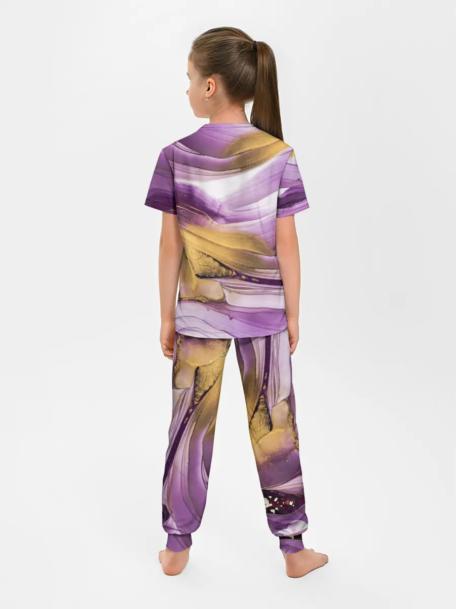 Детская пижама с брюками / Наслоение красок