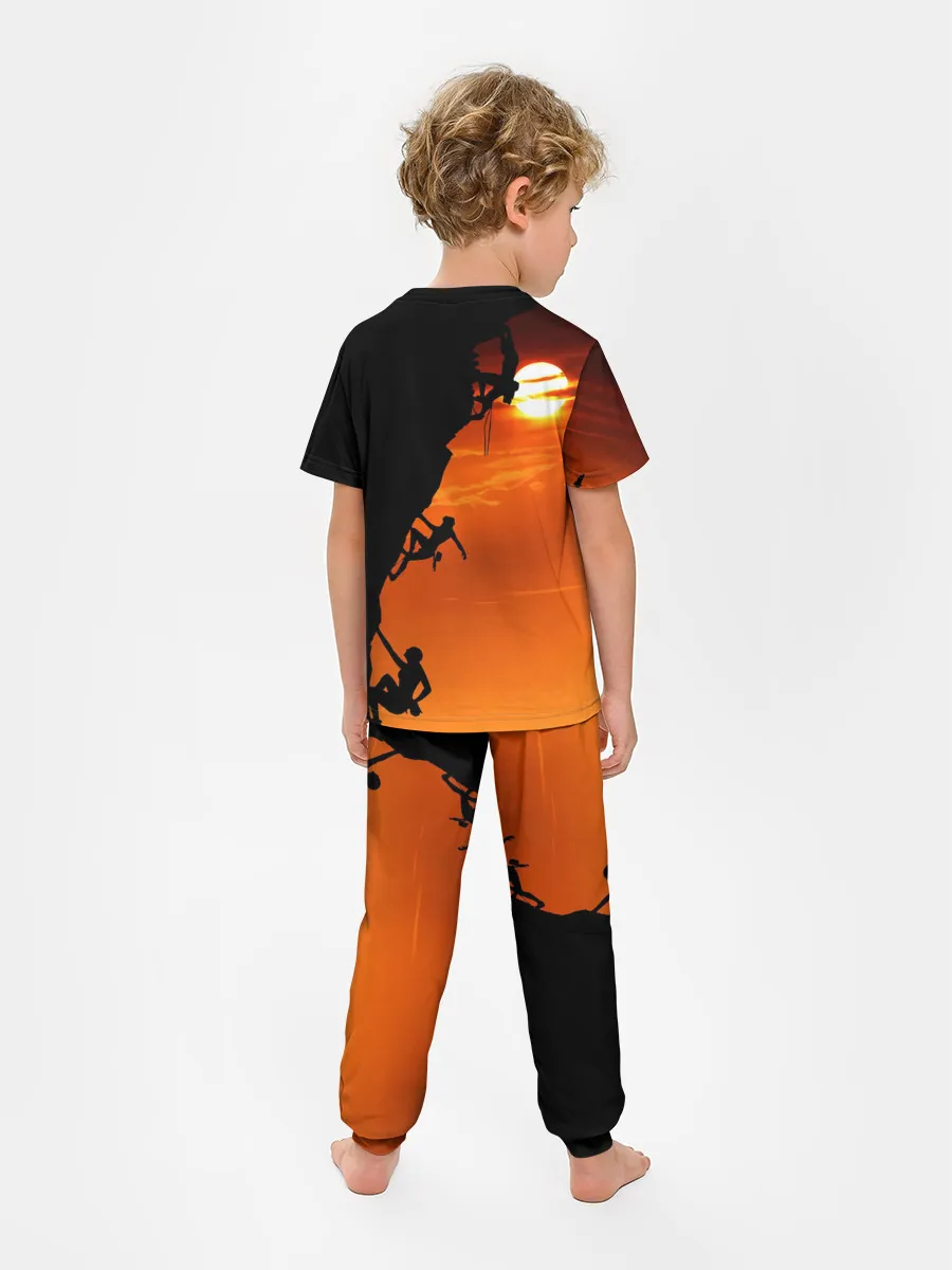 Детская пижама с брюками / СКАЛОЛАЗЫ В ЗАКАТЕ