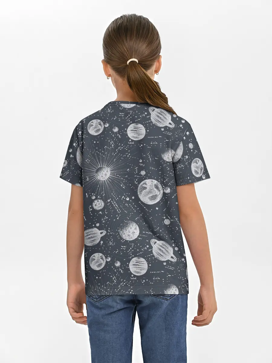 Детская базовая футболка / Звезды, планеты и созвездия