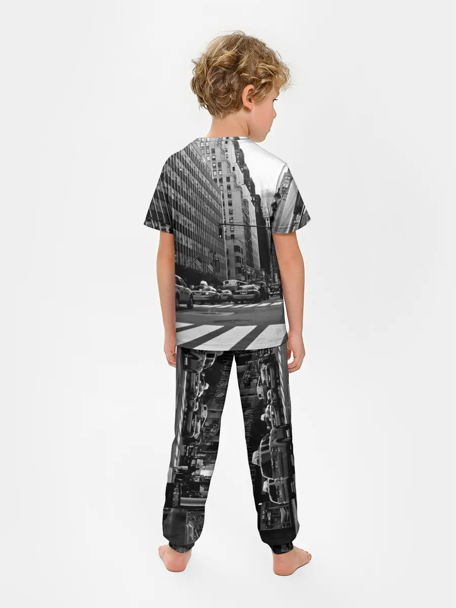 Детская пижама с брюками / Among Us по улицам Нью-Йорка