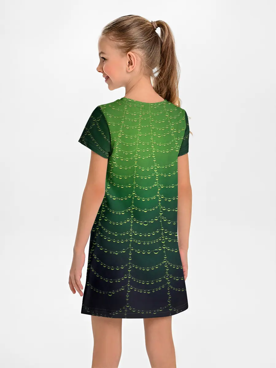 Детское платье / Паутина в лесу