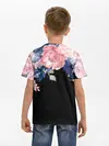 Детская базовая футболка / цветы на черном