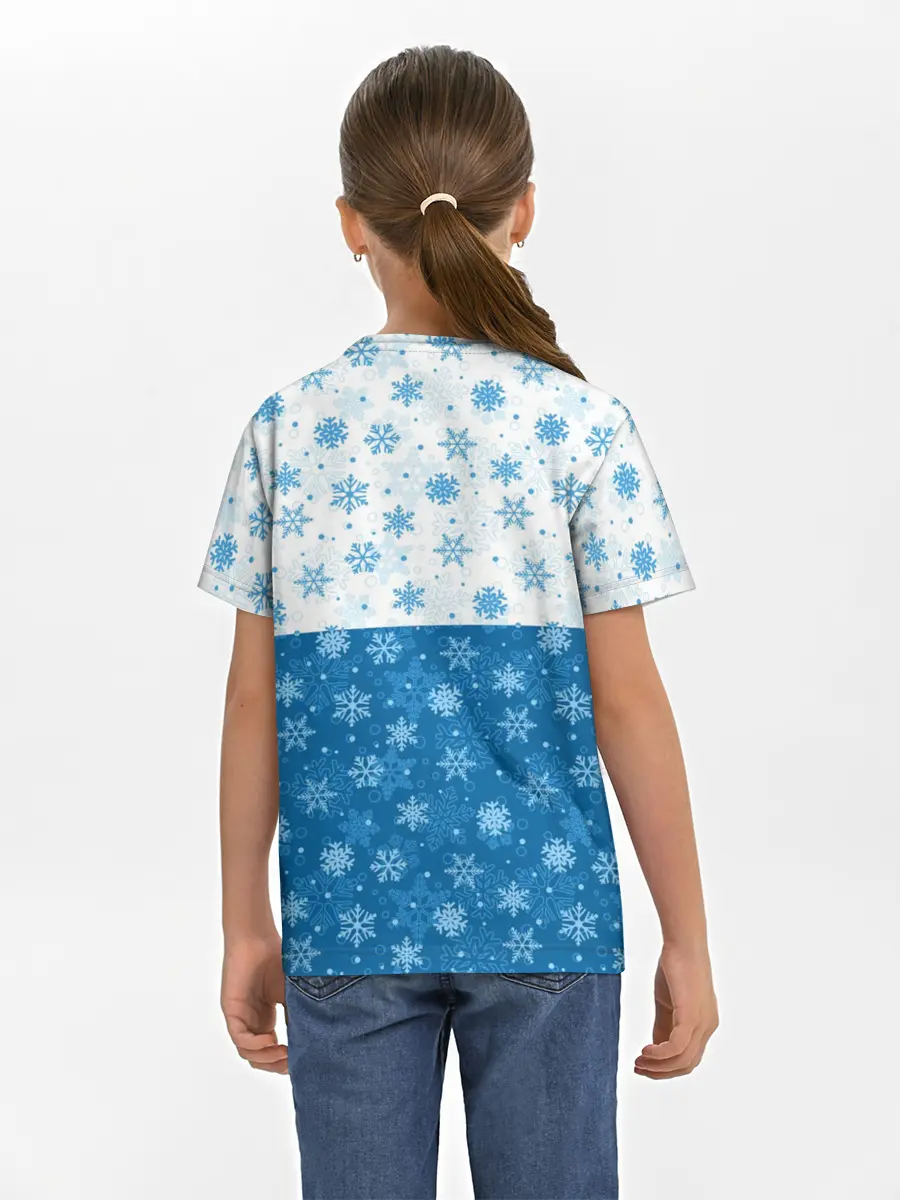 Детская базовая футболка / Светло-Тёмные Снежинки