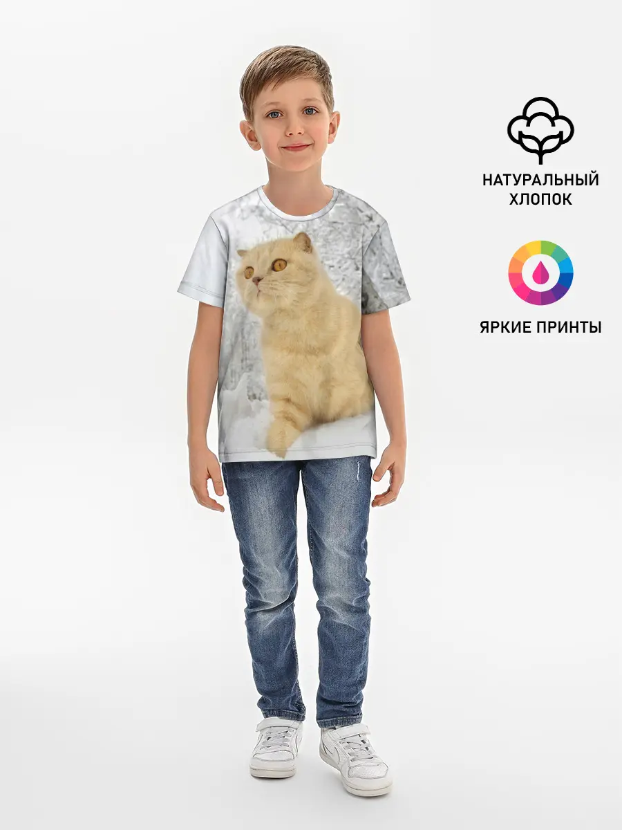 Детская базовая футболка / Кот и снег