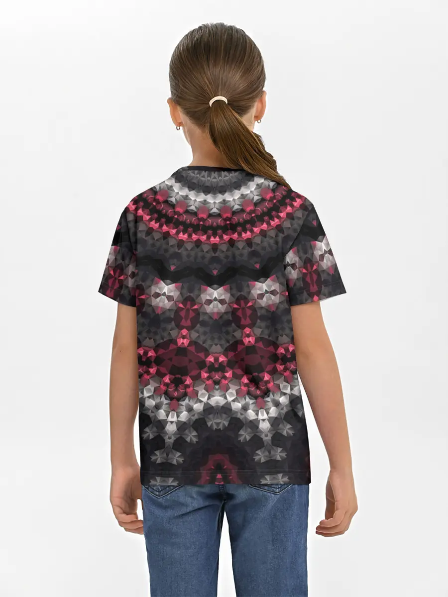 Детская базовая футболка / Красно-черный мозаичный узор