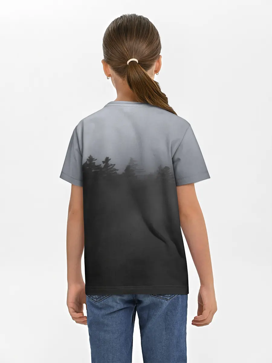 Детская базовая футболка / Лес в дыму