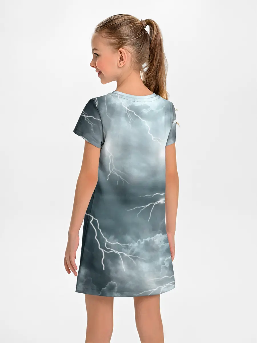 Детское платье / Грозовой кошак.