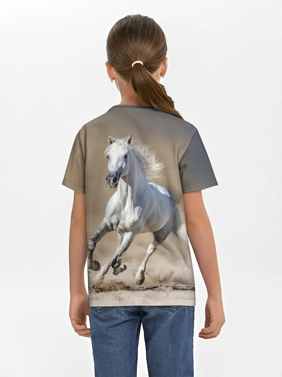 Детская базовая футболка / Белый конь