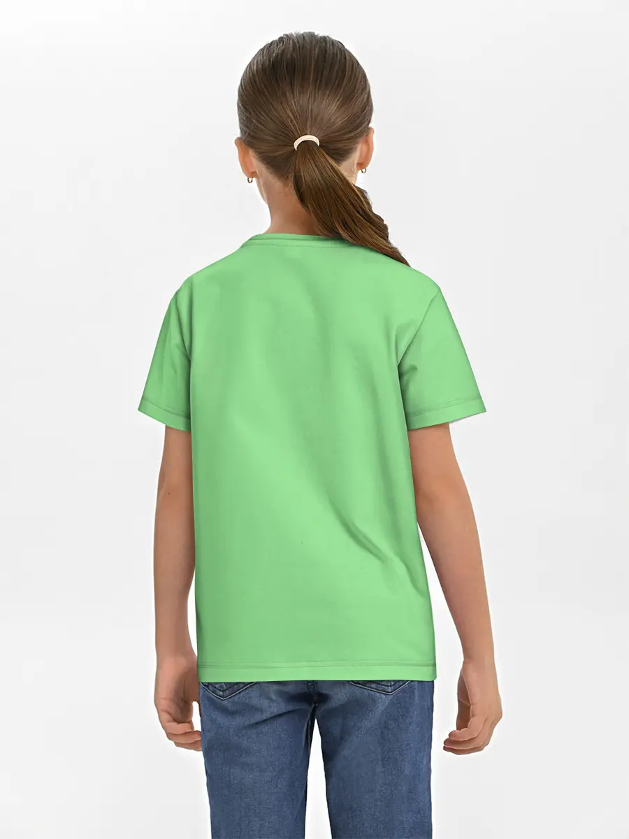 Детская базовая футболка / Тоторо под листочком