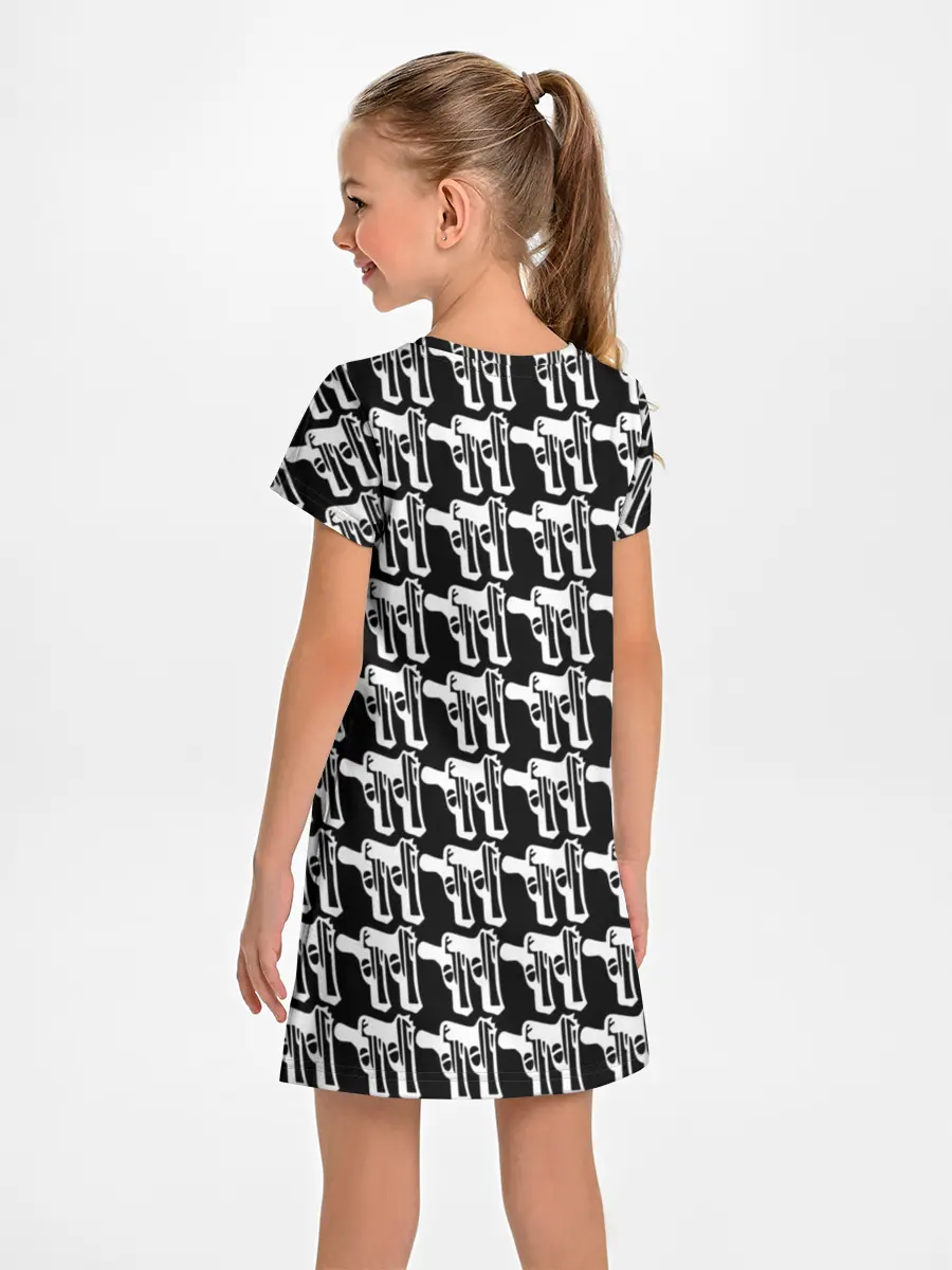 Детское платье / 228 пистолеты