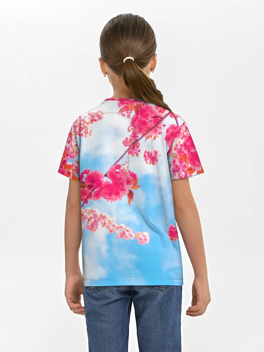 Детская базовая футболка / Цветение Вишни
