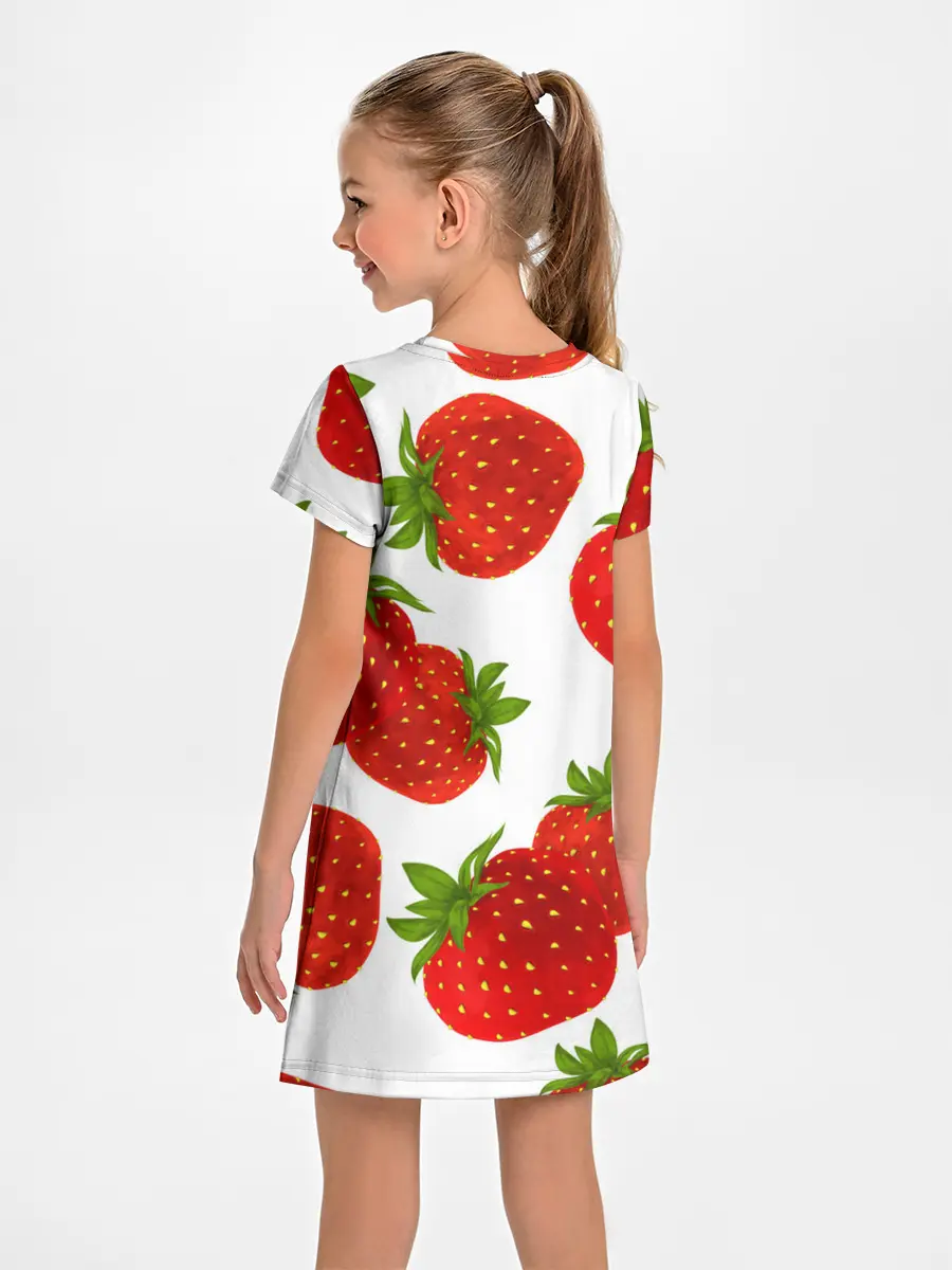 Детское платье / Клубника