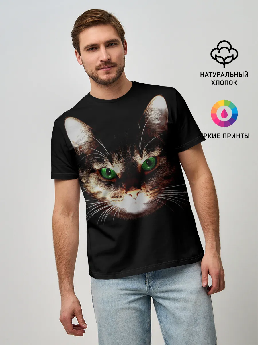 Мужская базовая футболка / Зеленоглазый кот