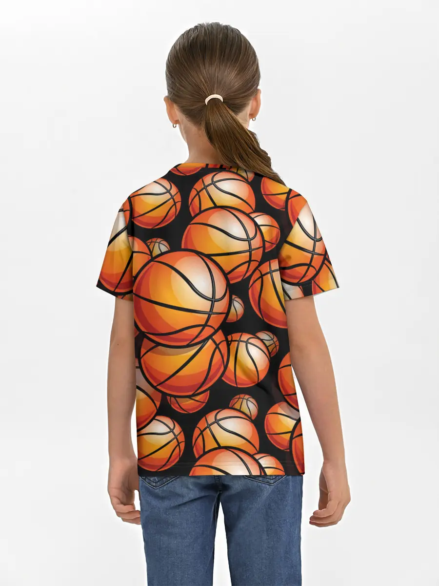 Детская базовая футболка / Баскетбольные мячи