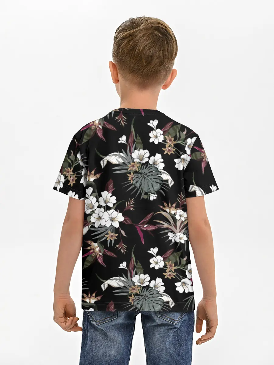 Детская базовая футболка / Белые цветы