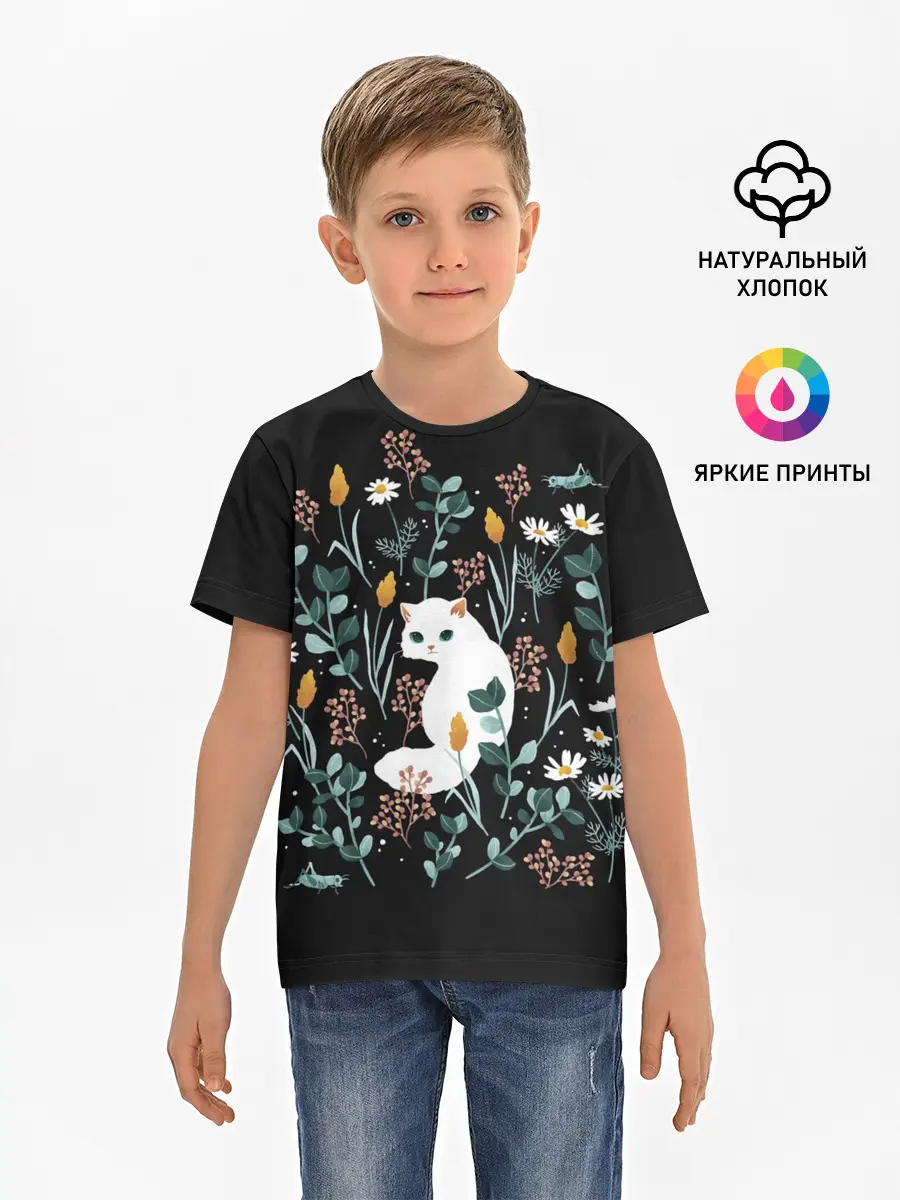 Детская базовая футболка / Кошечка среди цветов