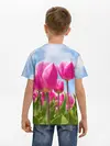 Детская базовая футболка / Розовые тюльпаны