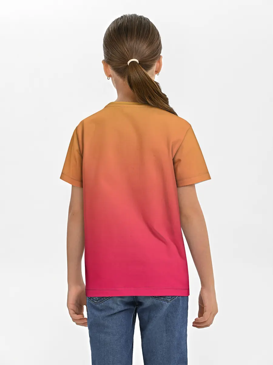 Детская базовая футболка / сердечко из следов собаки