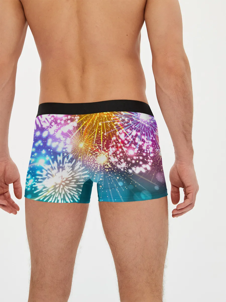 Мужские трусы боксеры / Атмосфера праздника, яркий салют